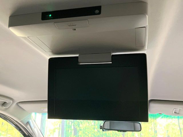 TOYOTA VELLFIRE 2013 Image 31