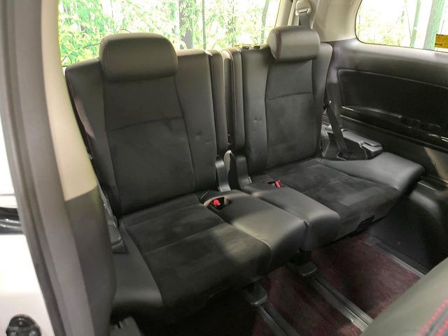 TOYOTA VELLFIRE 2013 Image 31