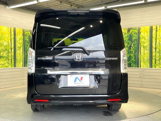 HONDA STEPWAGON SPADA 2014 Image 31