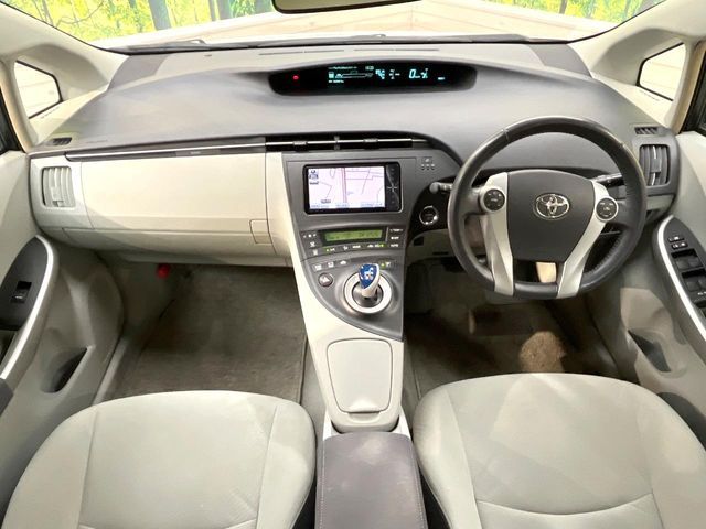 TOYOTA PRIUS 2010 Image 31