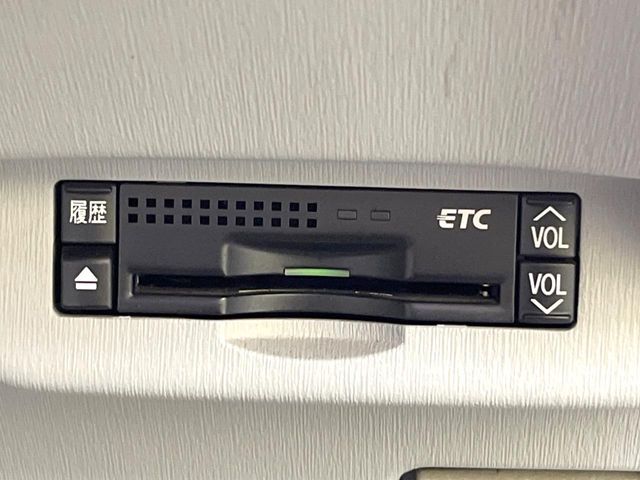 TOYOTA PRIUS 2010 Image 31