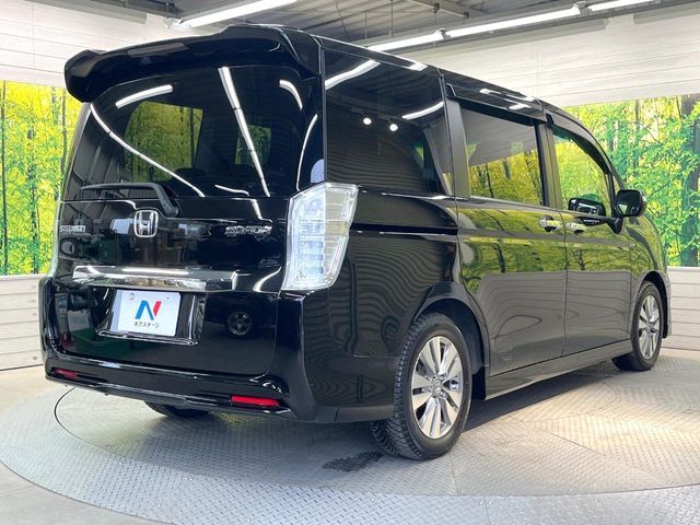 HONDA STEPWAGON SPADA 2013 Image 31