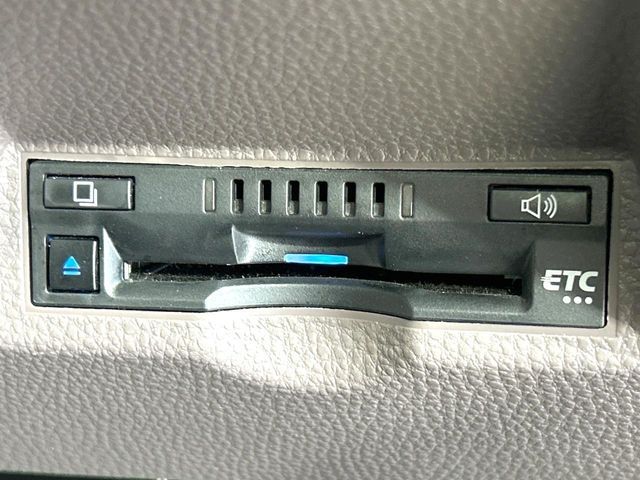 TOYOTA YARIS HYBRID 2023 Image 31