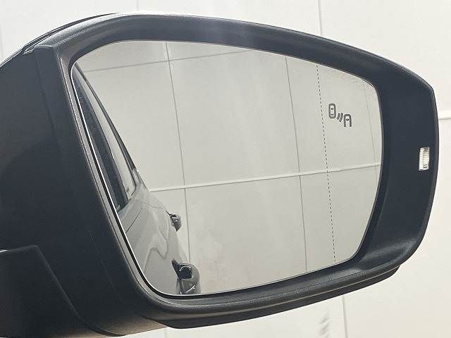 VOLKSWAGEN T-CROSS 2021 Image 31