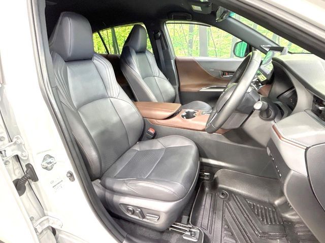 TOYOTA HARRIER HYBRID 2023 Image 31