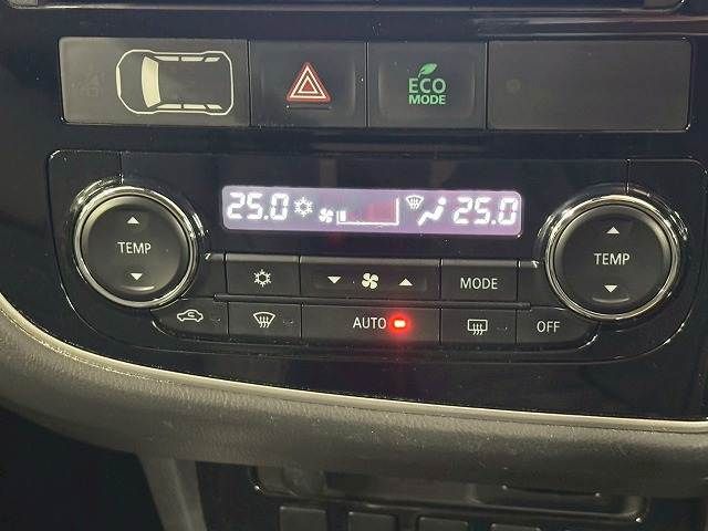 MITSUBISHI OUTLANDER PHEV 2015 Image 31