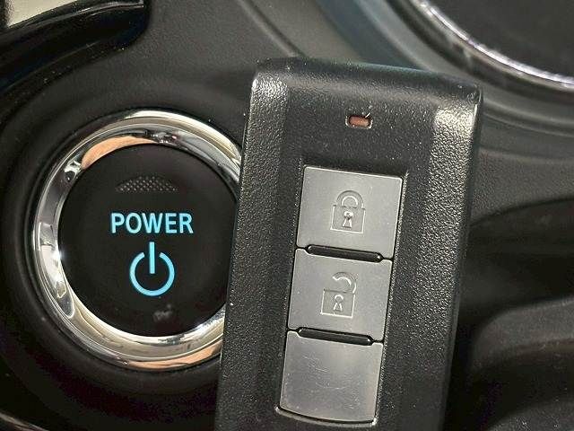 MITSUBISHI OUTLANDER PHEV 2015 Image 31