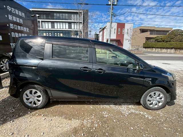 TOYOTA SIENTA HYBRID 2015 Image 31
