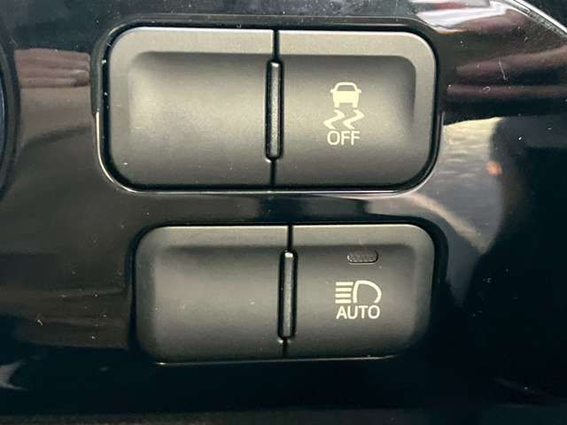 TOYOTA PRIUS 2015 Image 31