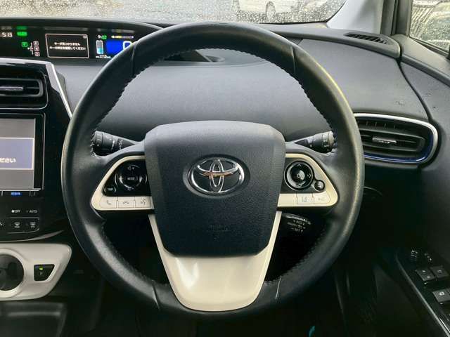 TOYOTA PRIUS 2015 Image 31