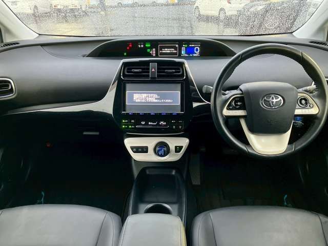 TOYOTA PRIUS 2015 Image 31