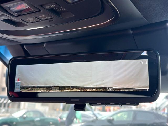 TOYOTA LEXUS LS500H 2018 Image 31