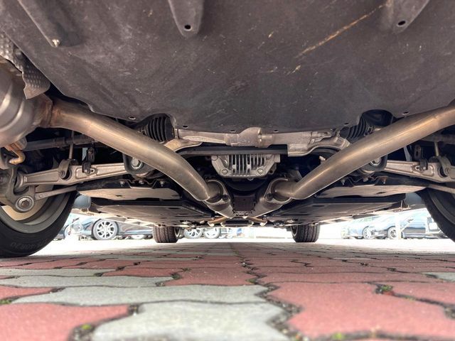 TOYOTA LEXUS LS500H 2018 Image 31