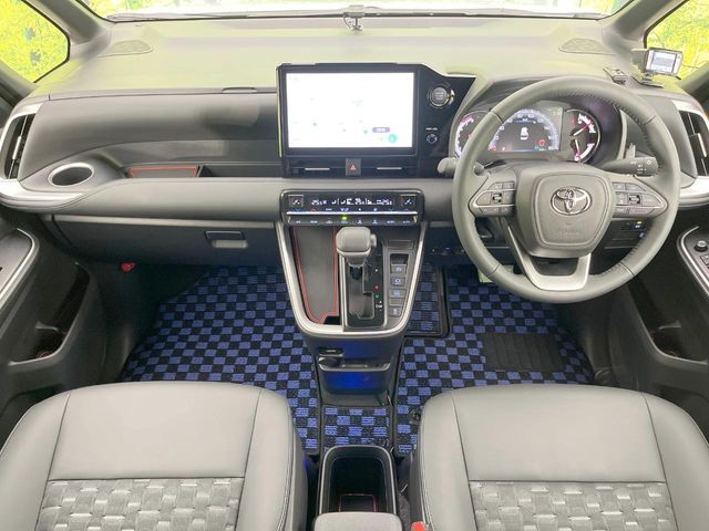 TOYOTA VOXY 2025 Image 31