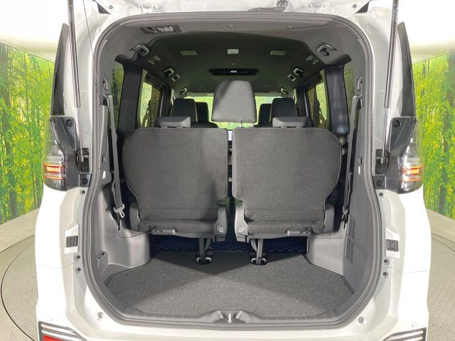 TOYOTA VOXY 2025 Image 31