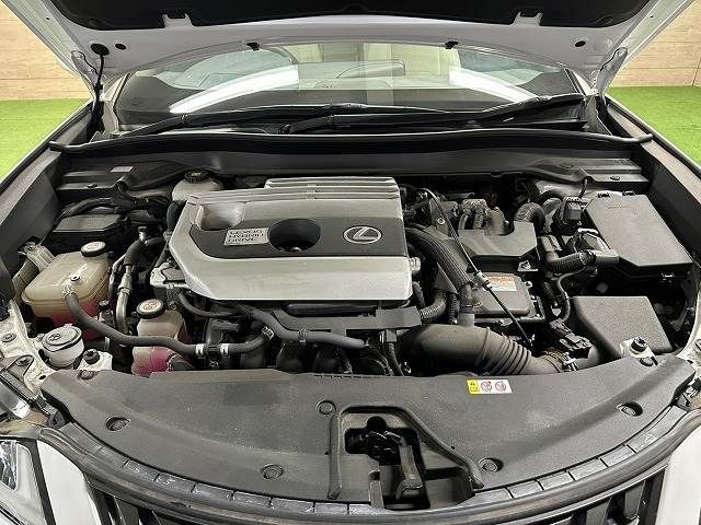 TOYOTA LEXUS UX250H 2019 Image 31