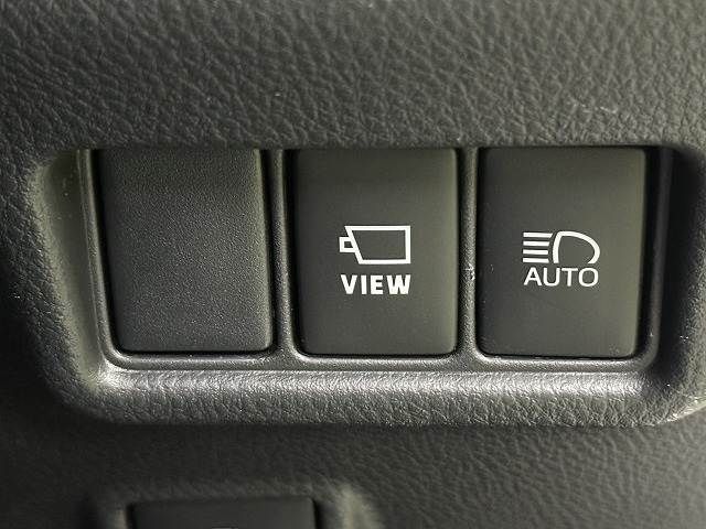 TOYOTA C-HR 2021 Image 31