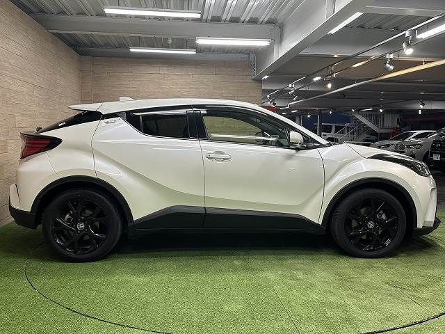TOYOTA C-HR 2021 Image 31