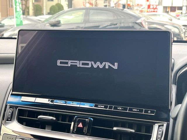 TOYOTA CROWN SEDAN HYBRID 2021 Image 31