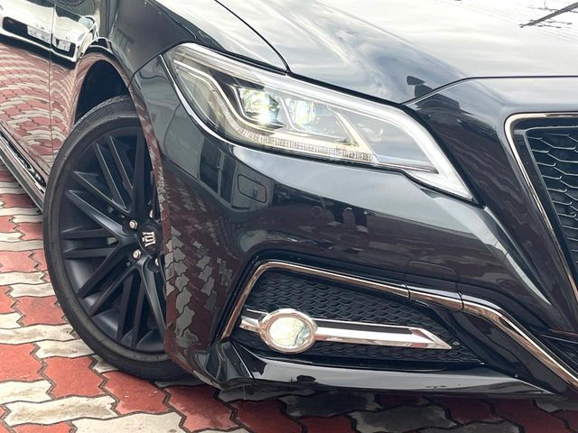 TOYOTA CROWN SEDAN HYBRID 2021 Image 31