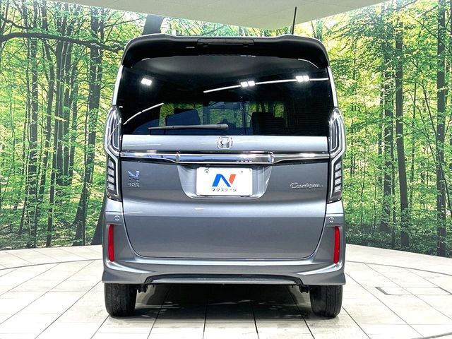 HONDA N BOX CUSTOM 2018 Image 31