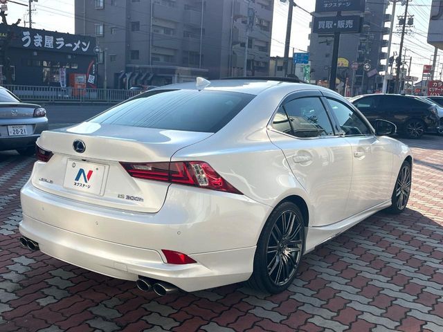 TOYOTA LEXUS IS300H 2013 Image 31