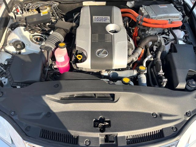 TOYOTA LEXUS IS300H 2013 Image 31