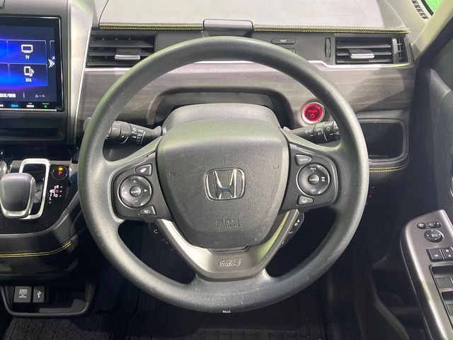 HONDA FREED HYBRID 2023 Image 31