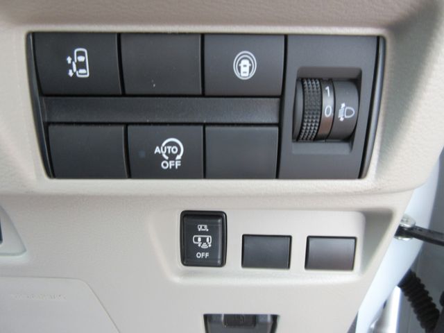 NISSAN ROOX 2024 Image 31