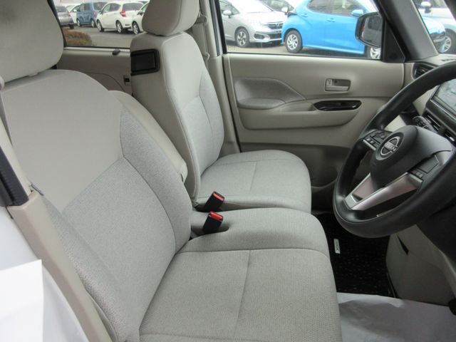 NISSAN ROOX 2024 Image 31