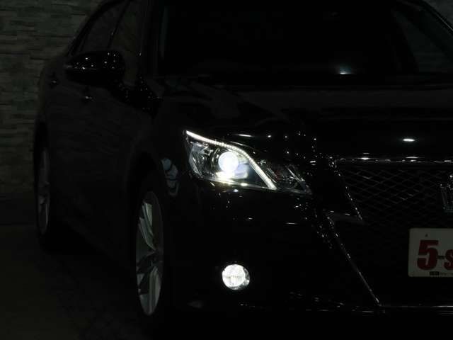 TOYOTA CROWN SEDAN 2013 Image 31