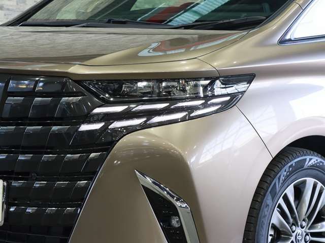 TOYOTA ALPHARD HYBRID 2023 Image 31