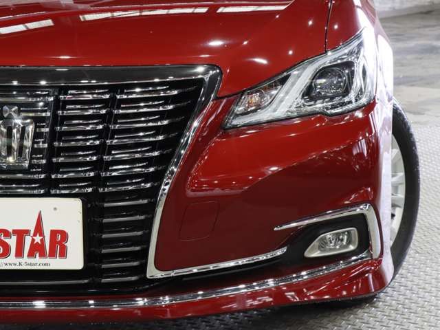 TOYOTA CROWN SEDAN 2017 Image 31