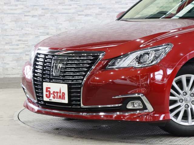 TOYOTA CROWN SEDAN 2017 Image 31