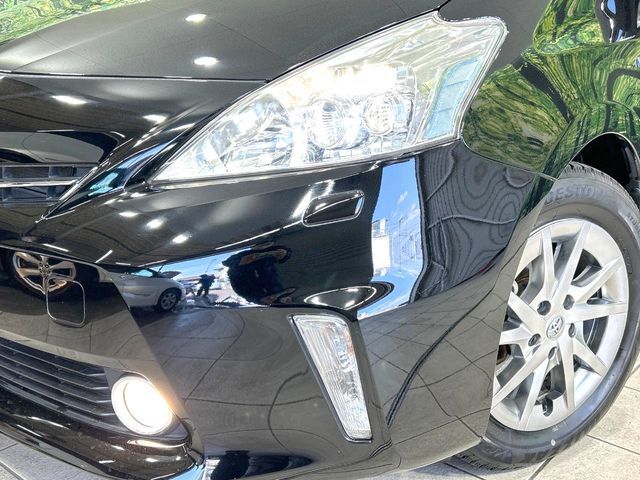 TOYOTA PRIUS ALPHA 2014 Image 31