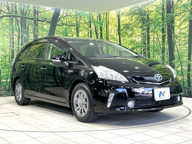 TOYOTA PRIUS ALPHA 2014 Image 31