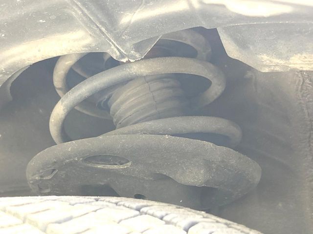 TOYOTA PRIUS ALPHA 2014 Image 31