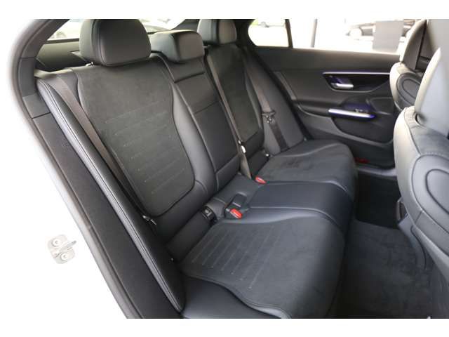 MERCEDES BENZ C CLAS 2025 Image 31