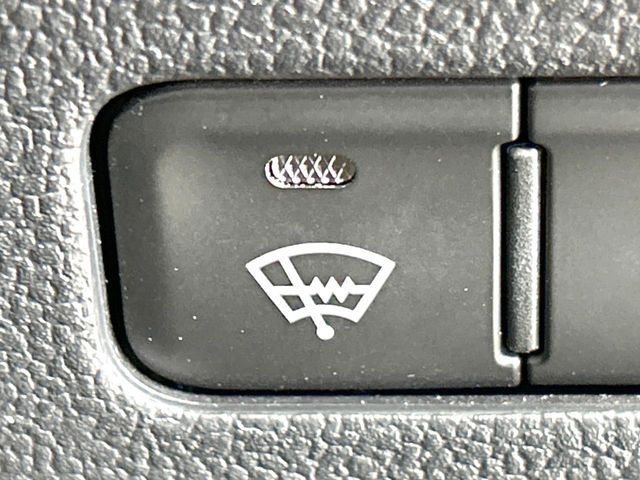 TOYOTA PRIUS 2016 Image 31