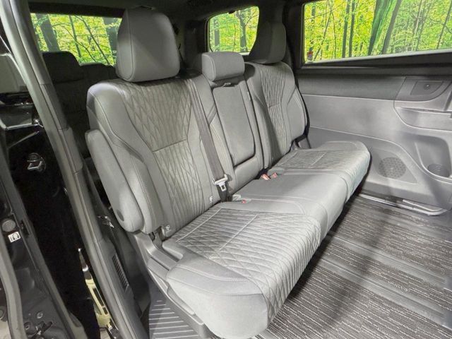 TOYOTA ALPHARD HYBRID 2025 Image 31
