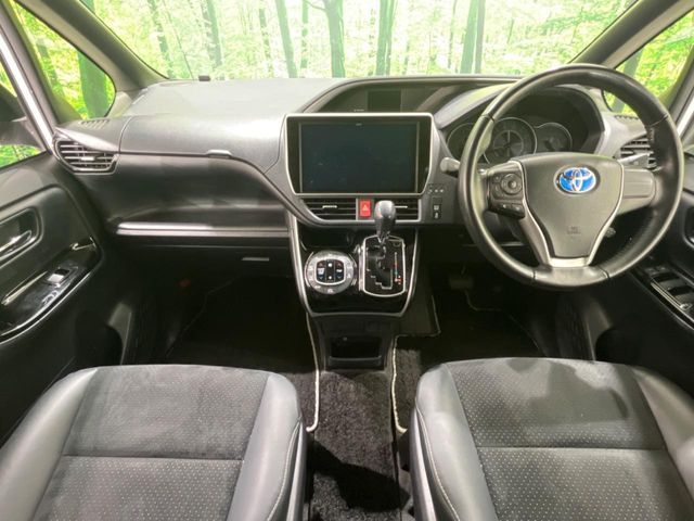 TOYOTA VOXY 2021 Image 31