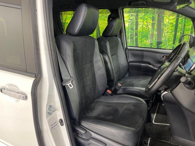 TOYOTA VOXY 2021 Image 31