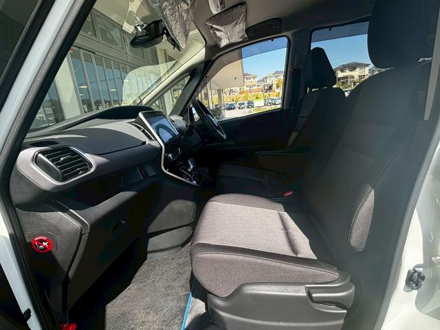 NISSAN SERENA  WG 2021 Image 31