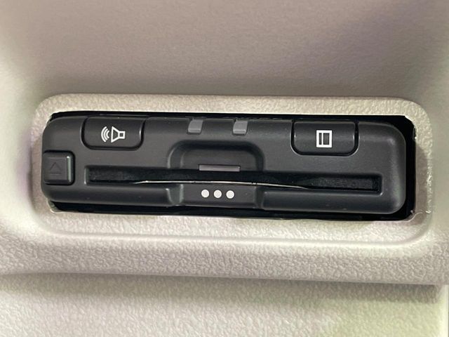 HONDA N BOX 2025 Image 31