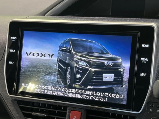 TOYOTA VOXY 2018 Image 31