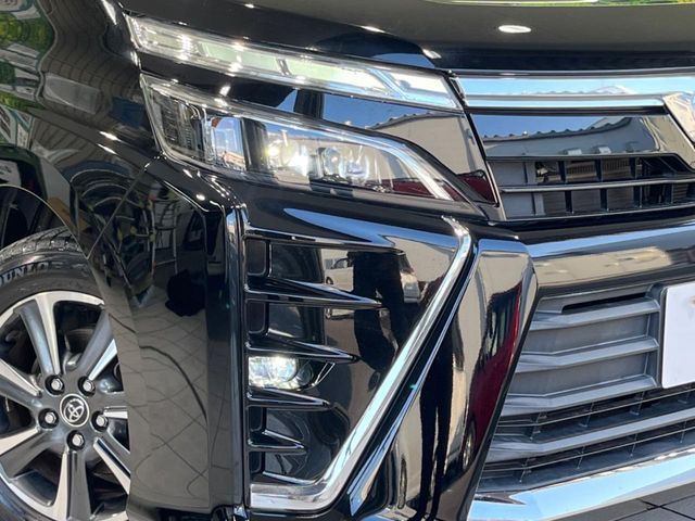 TOYOTA VOXY 2018 Image 31