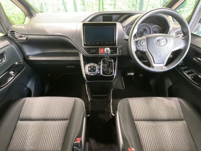 TOYOTA VOXY 2019 Image 31
