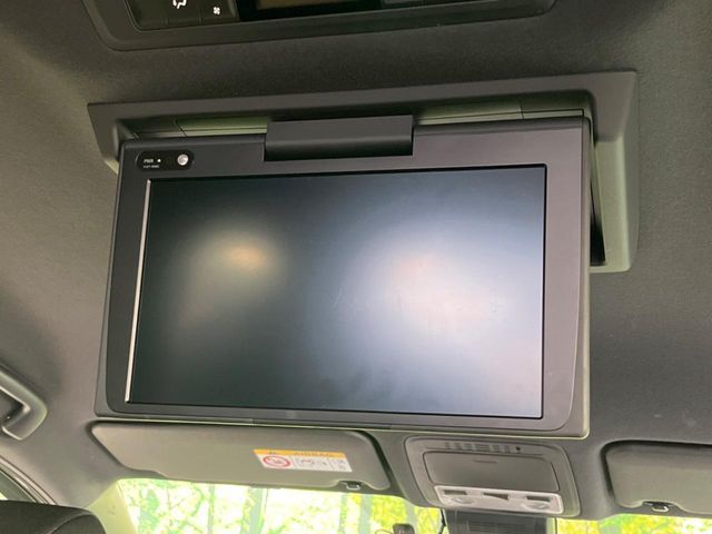 TOYOTA VOXY 2019 Image 31