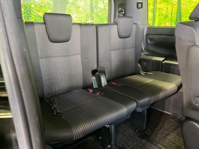 TOYOTA VOXY 2019 Image 31