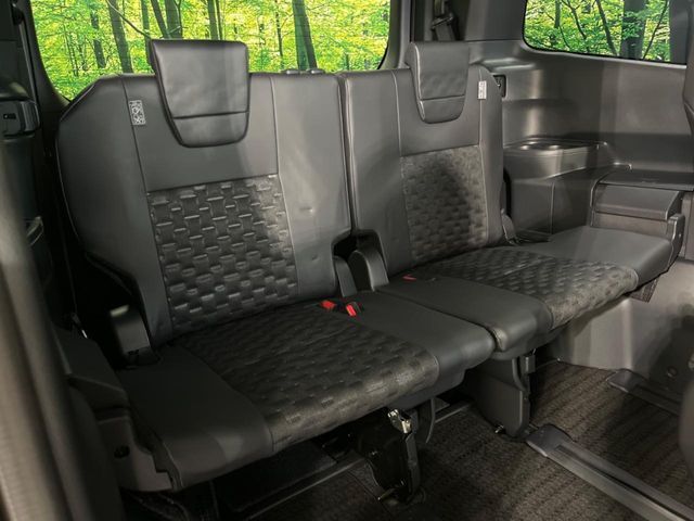 TOYOTA VOXY 2024 Image 31